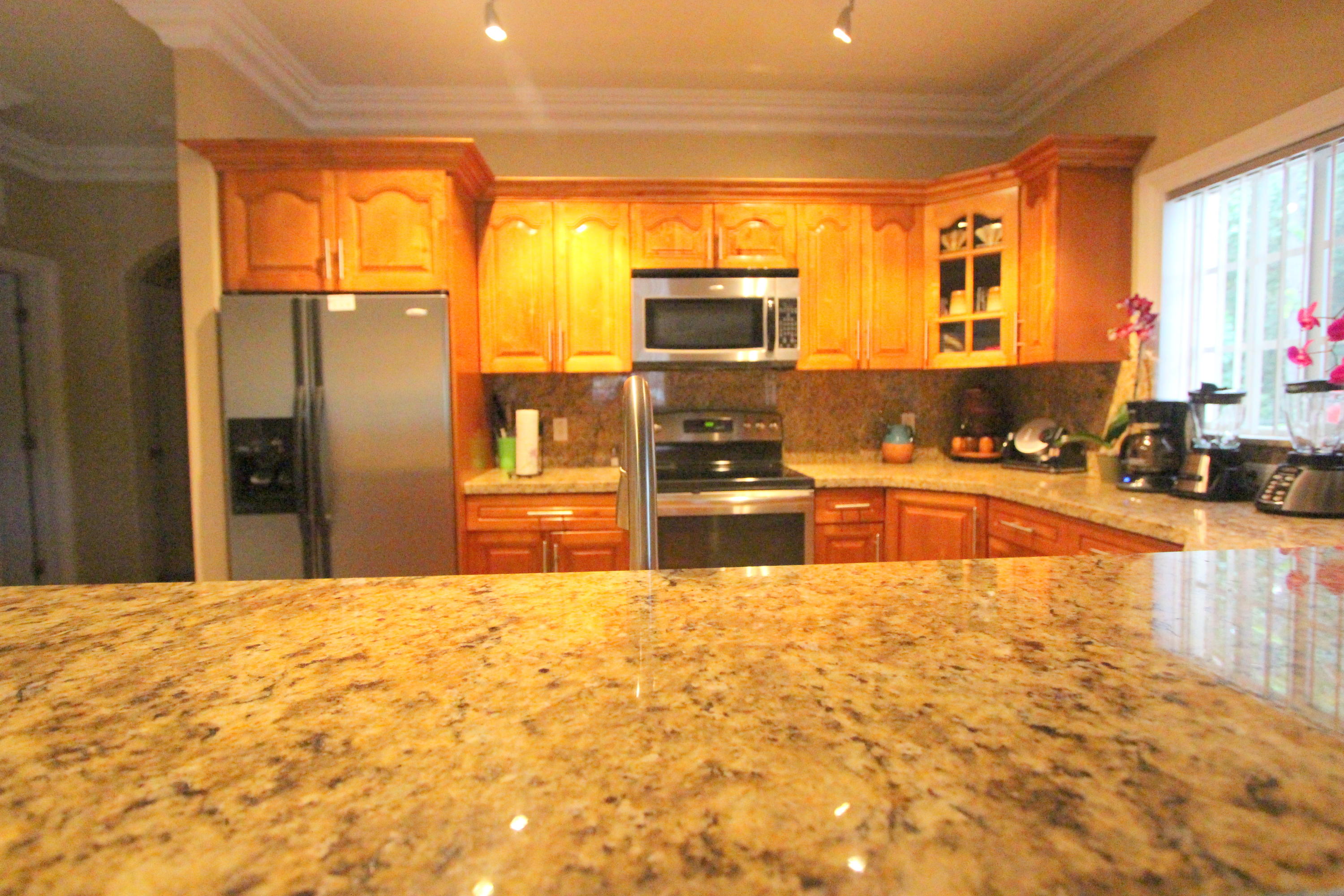 715 Barcelona Road Key Largo, FL 33037 - Photo 12 of 26 IMG_3227