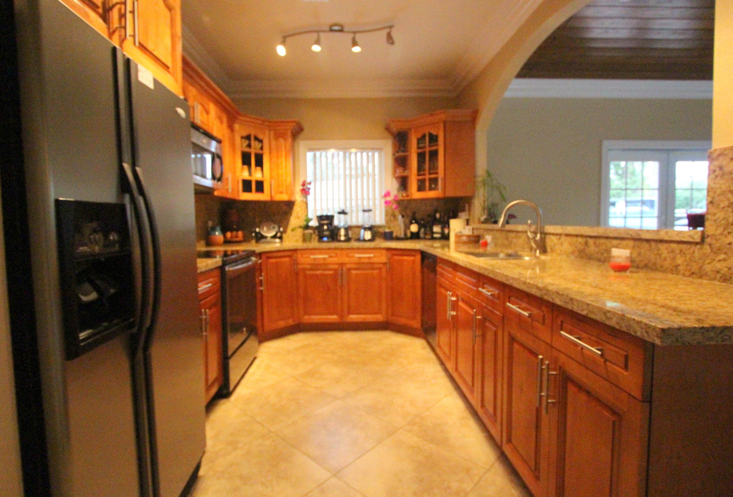715 Barcelona Road Key Largo, FL 33037 - Photo 13 of 26 IMG_3225