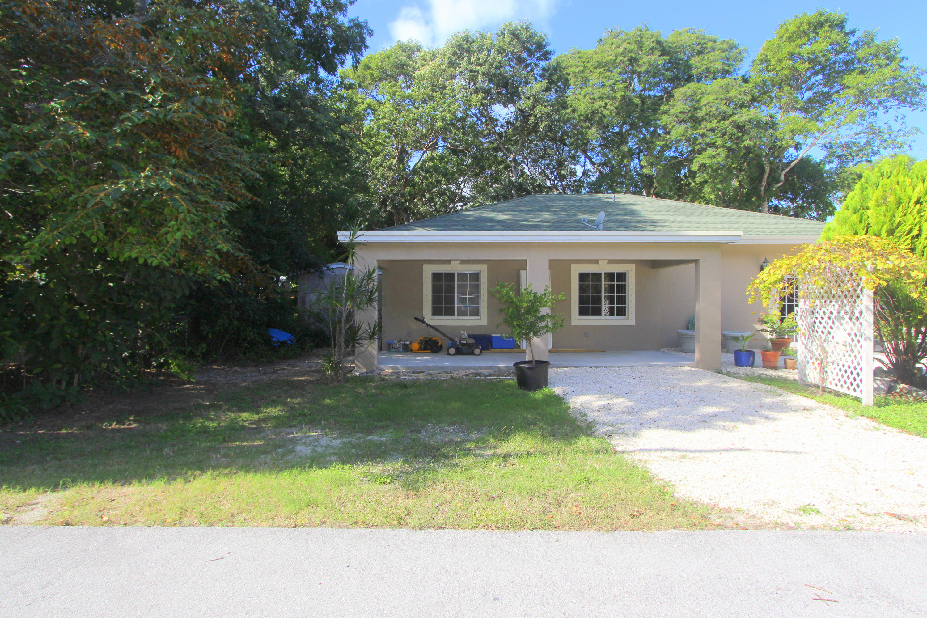 715 Barcelona Road Key Largo, FL 33037 - Photo 23 of 26 Side 3 E