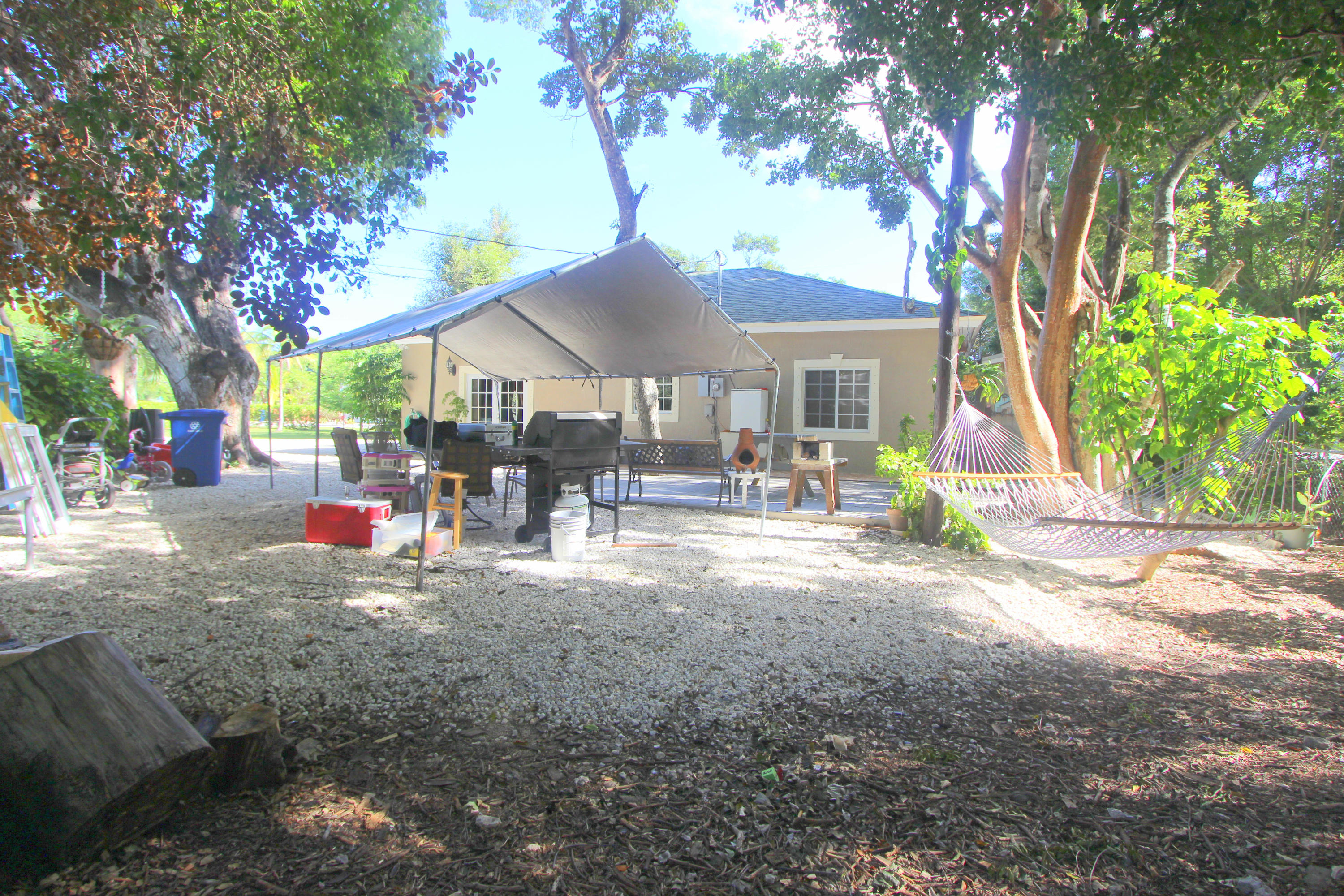 715 Barcelona Road Key Largo, FL 33037 - Photo 26 of 26 Rear side