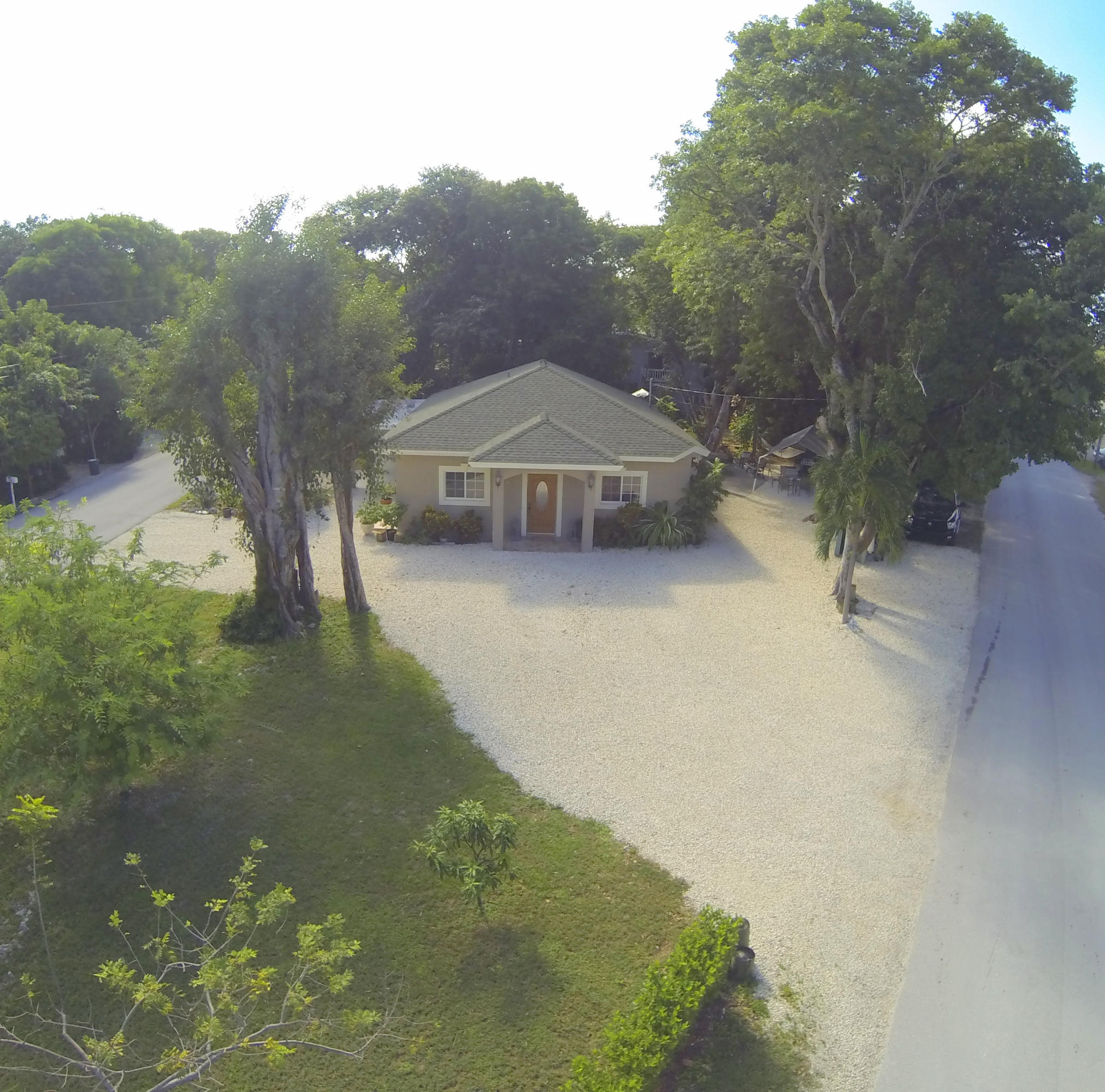 715 Barcelona Road Key Largo, FL 33037 - Photo 5 of 26 Overhead 2