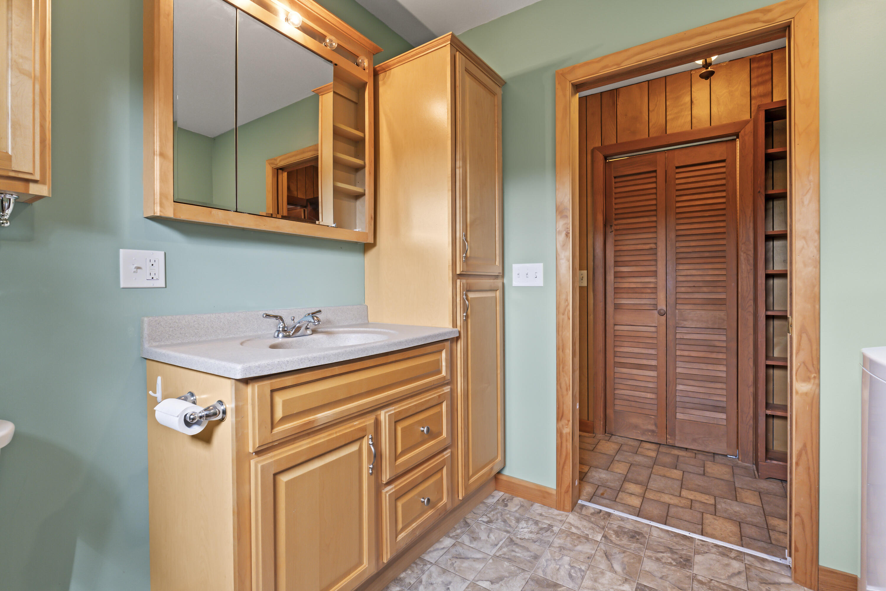78 Beech Ridge Road York, ME 03909 - Photo 27 of 50 78 Beech Ridge Rd_143