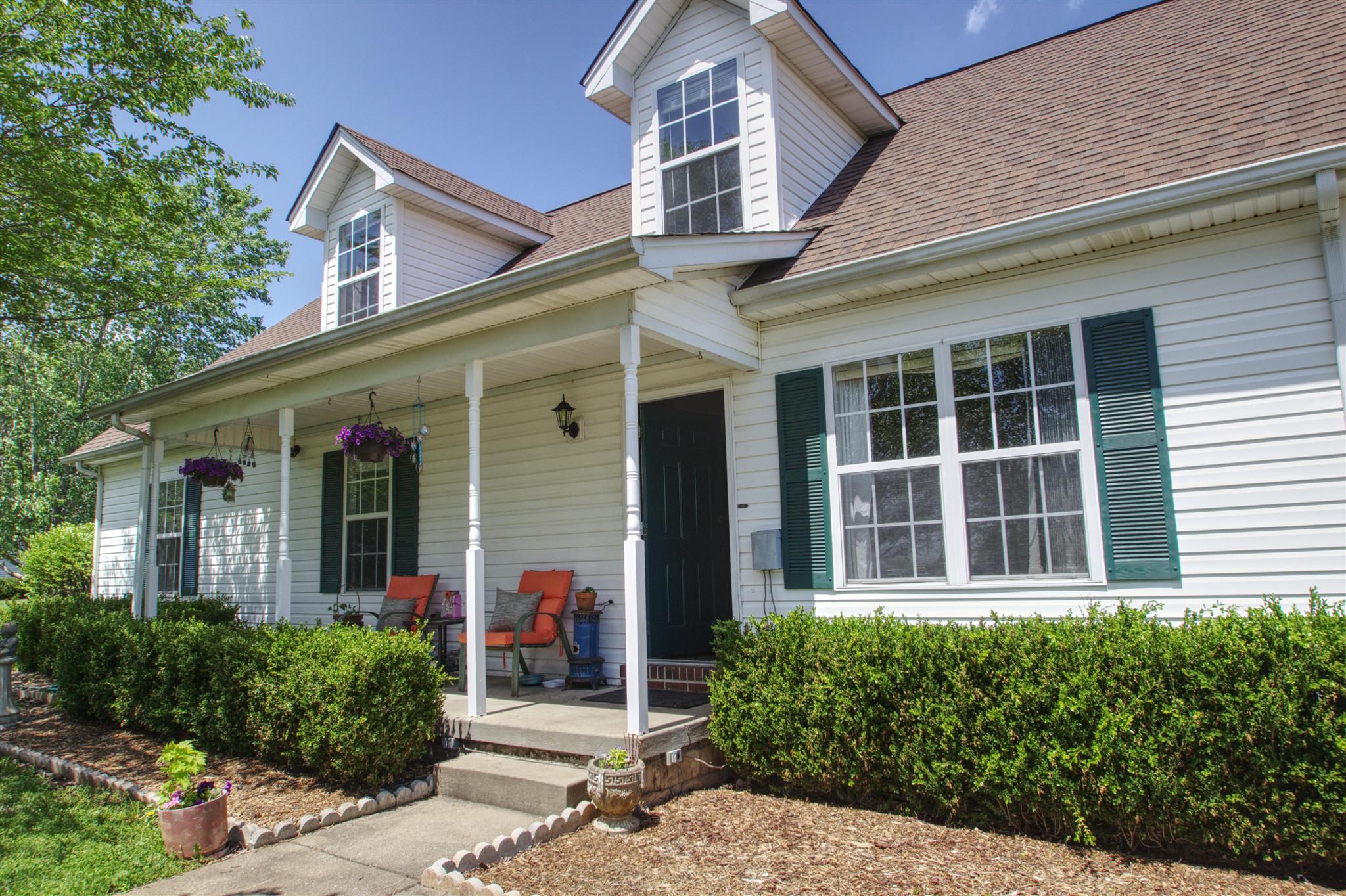 1532 Cut Off Road Murfreesboro, TN 37129 - Photo 2 of 20 Gallery Image 2