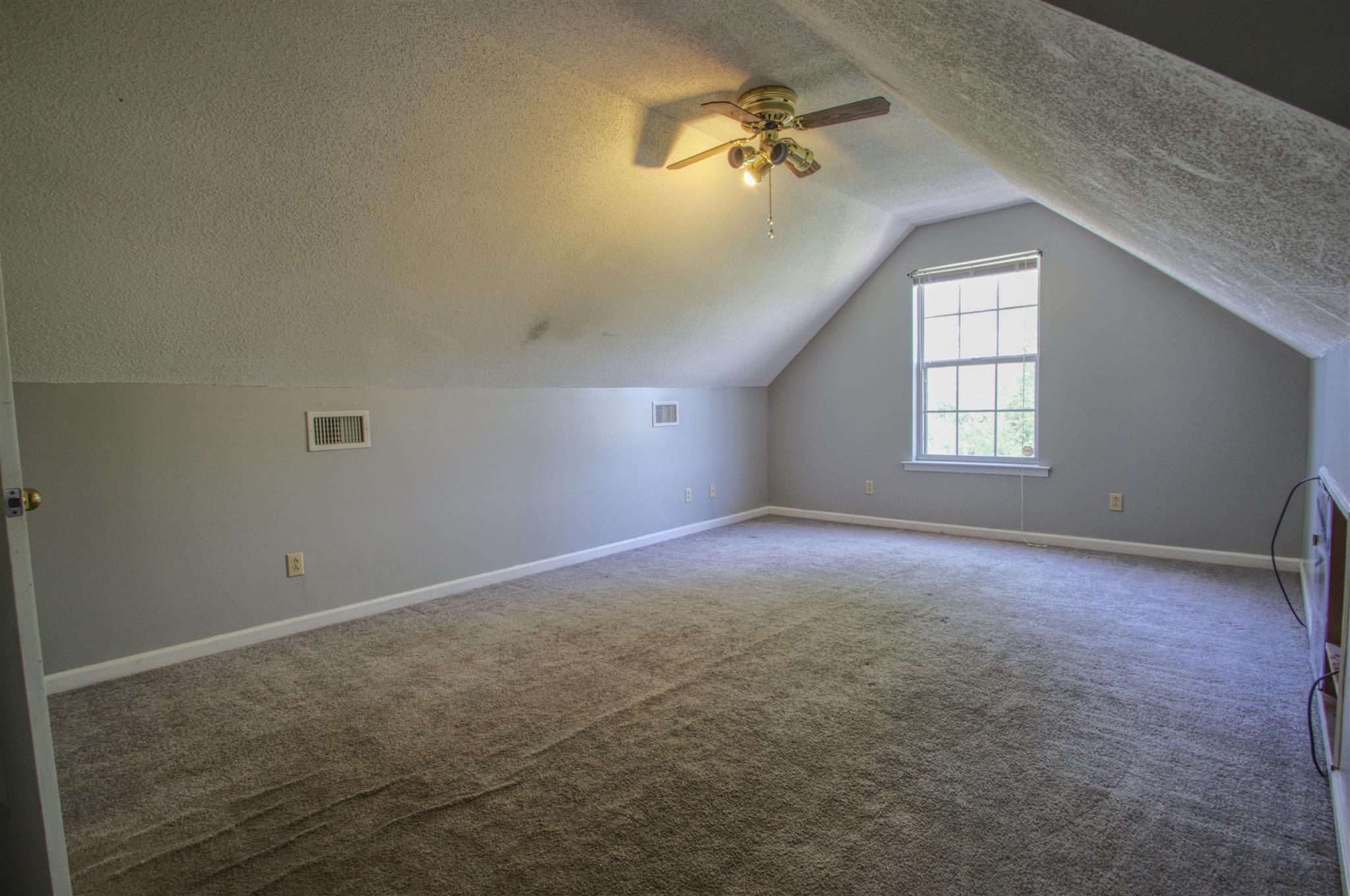 1532 Cut Off Road Murfreesboro, TN 37129 - Photo 14 of 20 Gallery Image 14