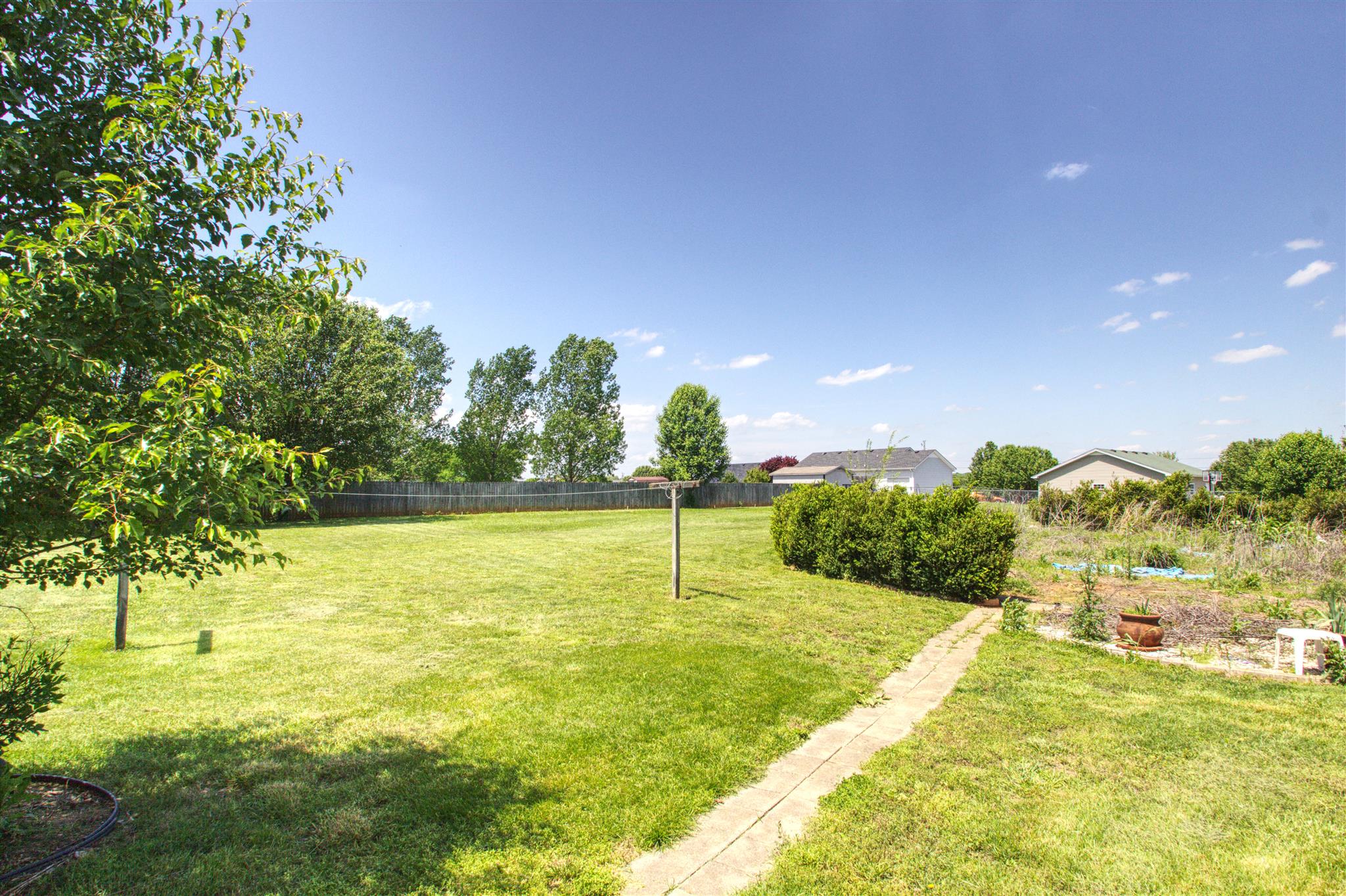 1532 Cut Off Road Murfreesboro, TN 37129 - Photo 19 of 20 Gallery Image 19