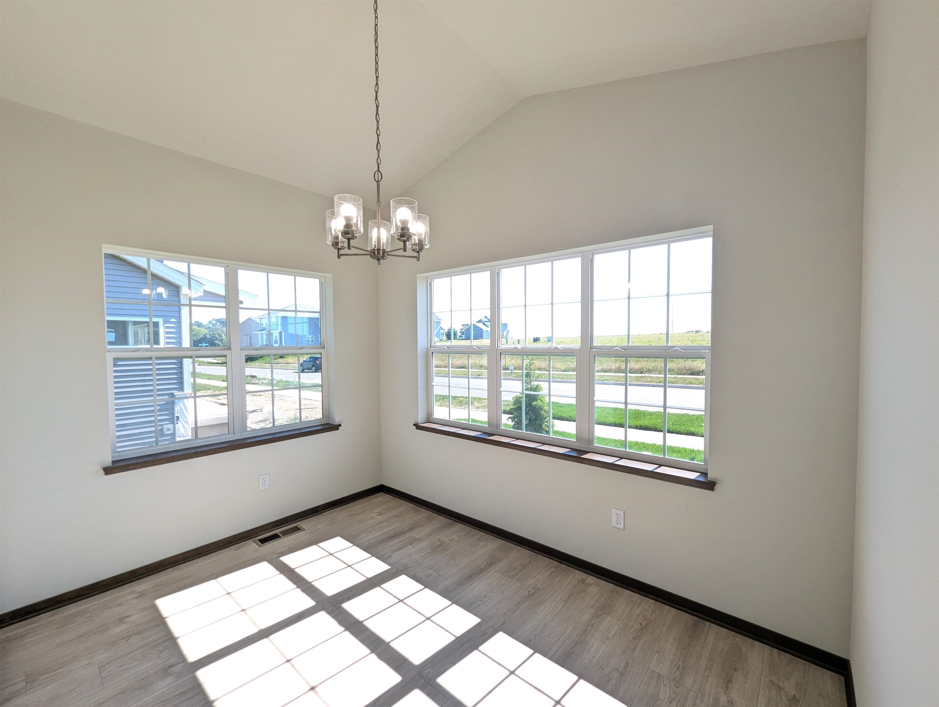 6634 Linnet Lane Middleton, WI 53562 - Photo 12 of 67