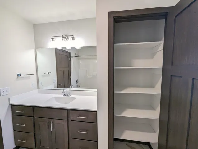 $574,900 | 6634 Linnet Lane, Middleton, WI 53562