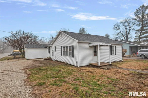 $125,000 | 701 Vine Street, Edinburg, IL 62531