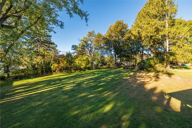 $374,900 | 69 Alta Vista Drive, Penfield, NY 14625