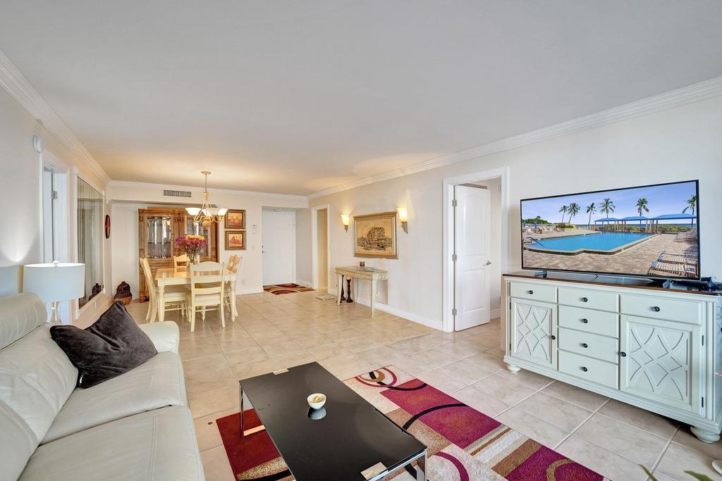 2000 South Ocean Boulevard, Unit 4C Lauderdale-by-the-Sea, FL 33062 - Photo 13 of 49