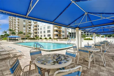 $499,000 | 2000 South Ocean Boulevard, Unit 4C, Lauderdale-by-the-Sea, FL 33062
