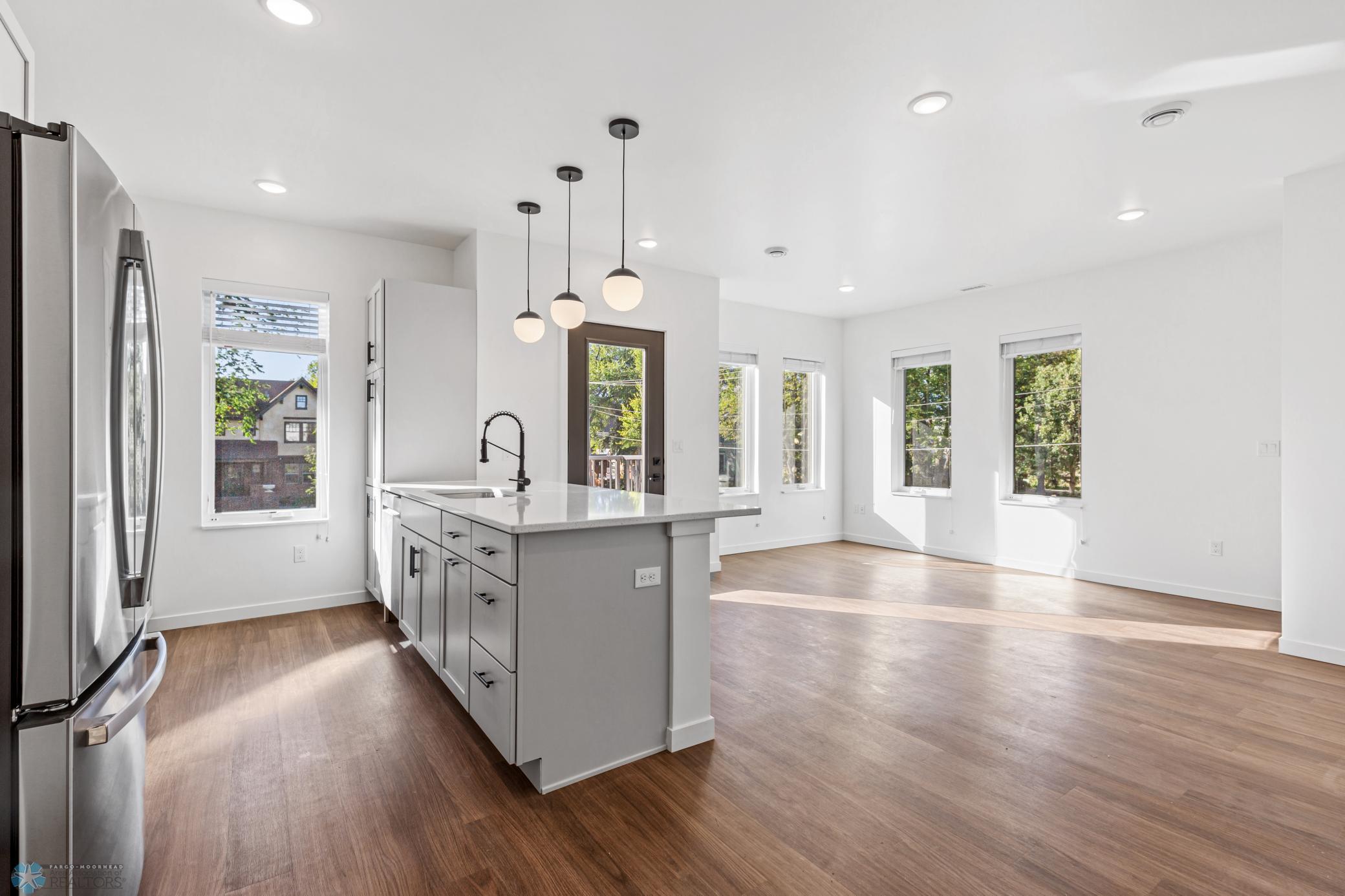 502 8th Street South, Unit 1 Fargo, ND 58103 - Photo 15 of 50