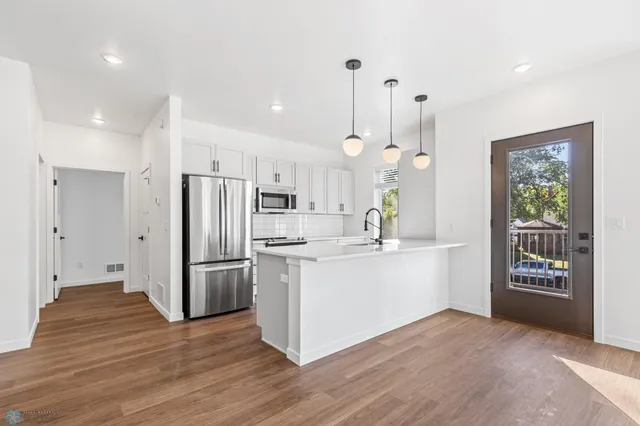 $534,900 | 502 8th Street South, Unit 1, Fargo, ND 58103
