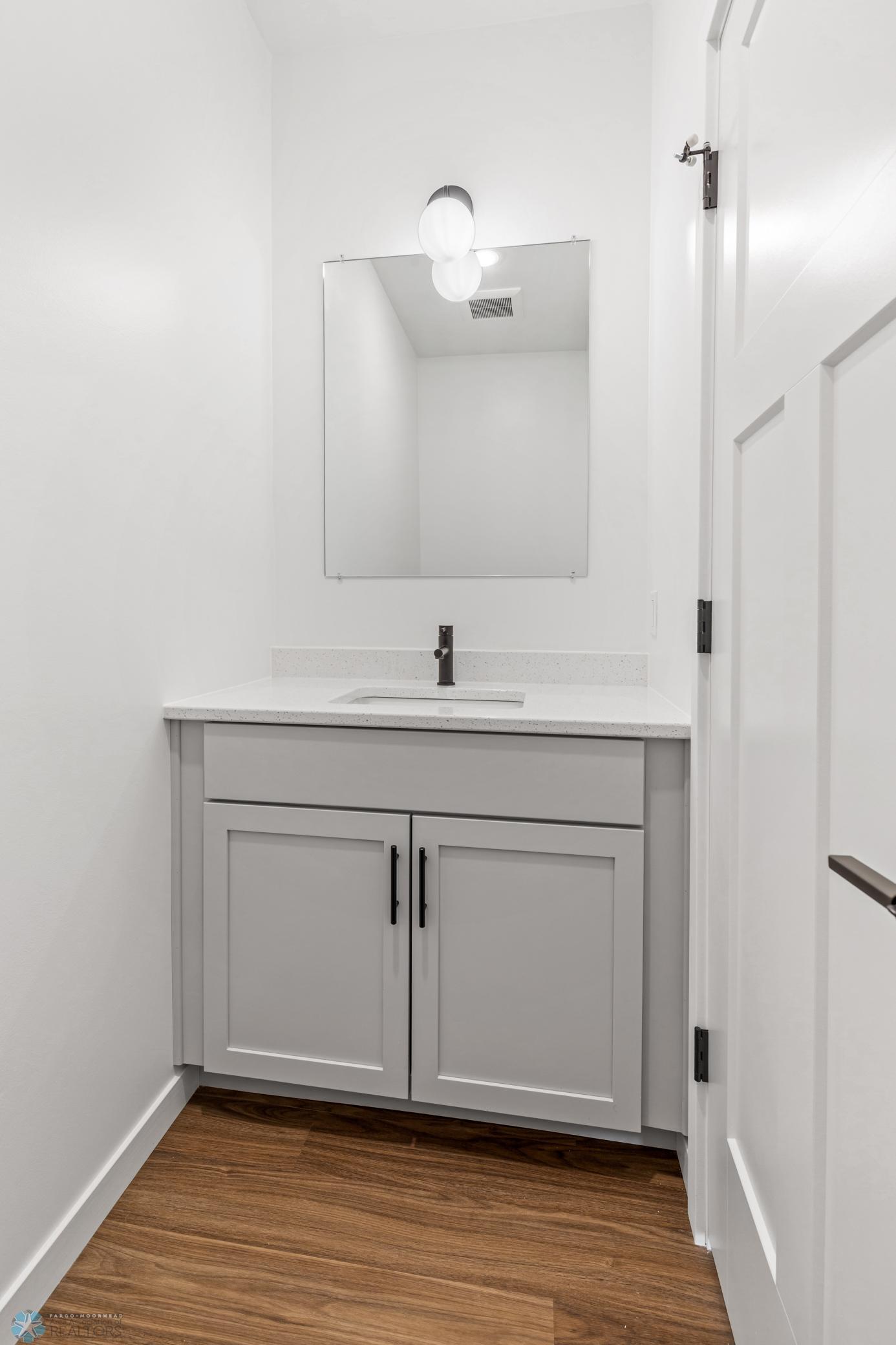 502 8th Street South, Unit 1 Fargo, ND 58103 - Photo 22 of 50