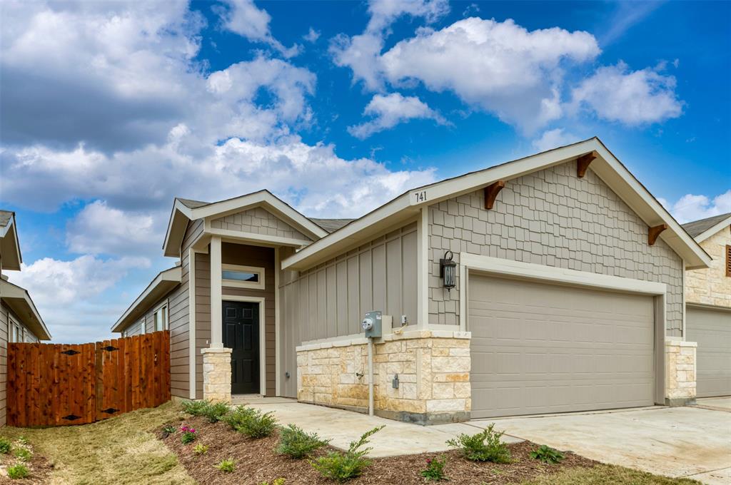 741 Fallow Drive Venus, TX 76084 - Photo 2 of 20