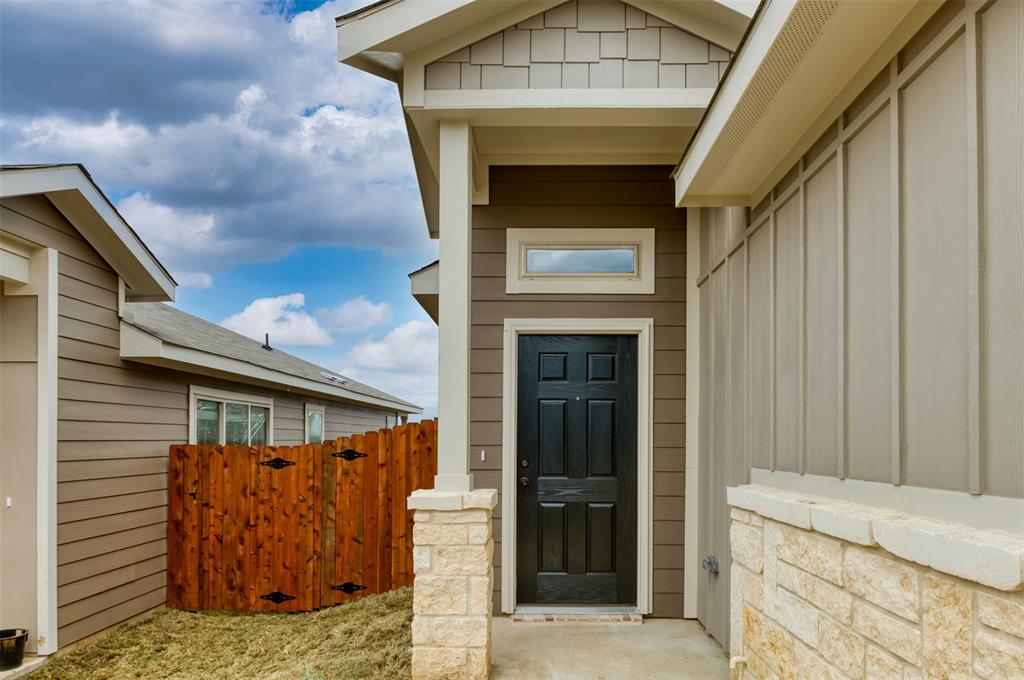 741 Fallow Drive Venus, TX 76084 - Photo 3 of 20