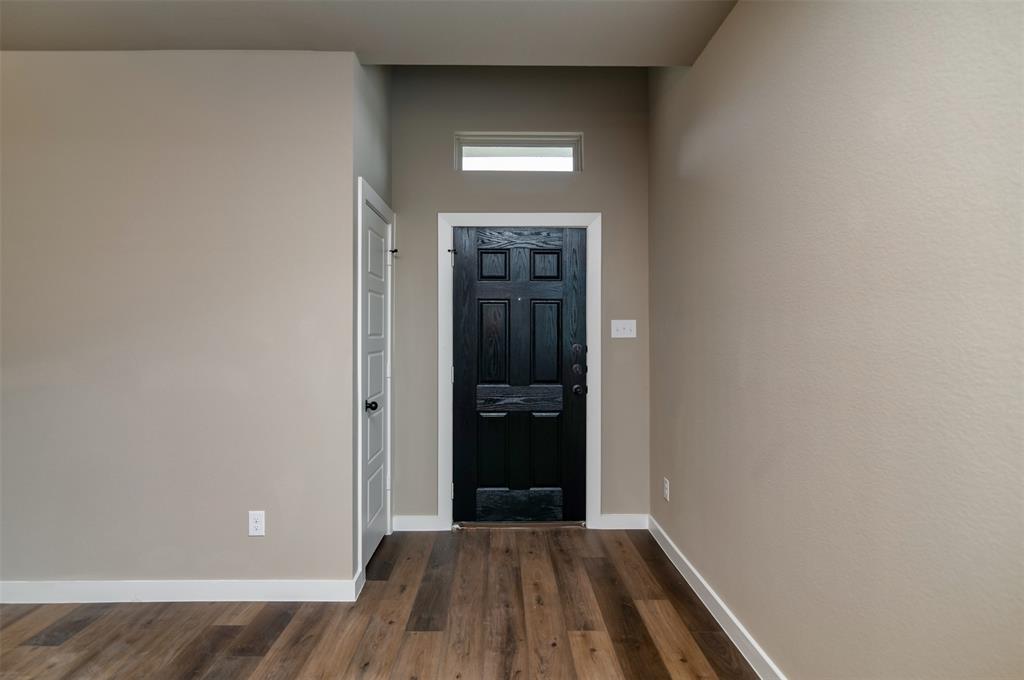 741 Fallow Drive Venus, TX 76084 - Photo 4 of 20