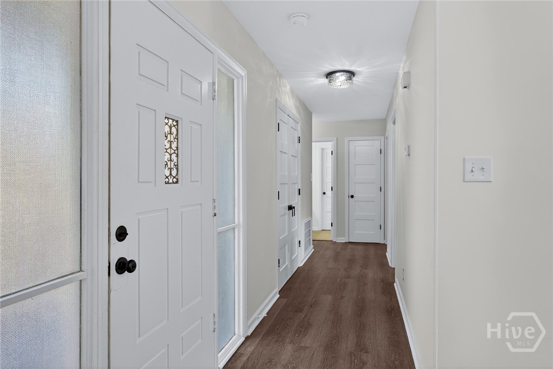 1411 Blakeley Road Savannah, GA 31406 - Photo 14 of 33 Gallery Image 14