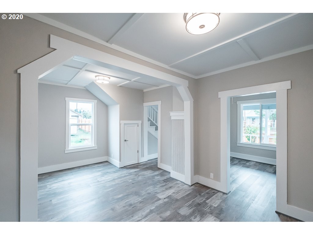 1410 5th Street Springfield, OR 97477 - Photo 13 of 32