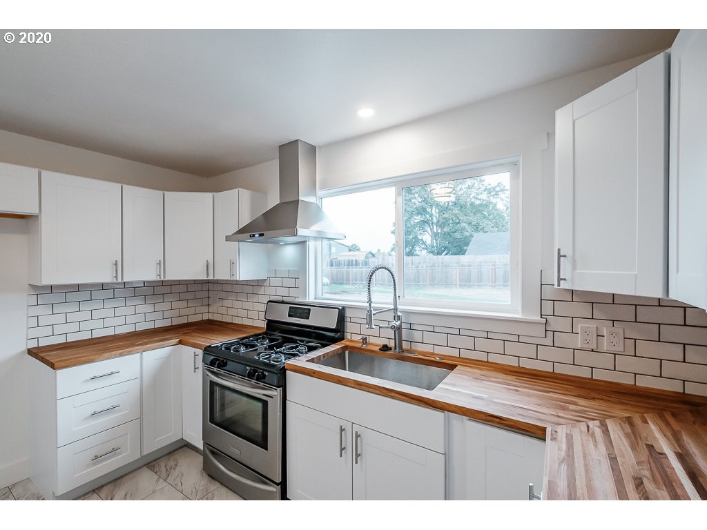 1410 5th Street Springfield, OR 97477 - Photo 15 of 32