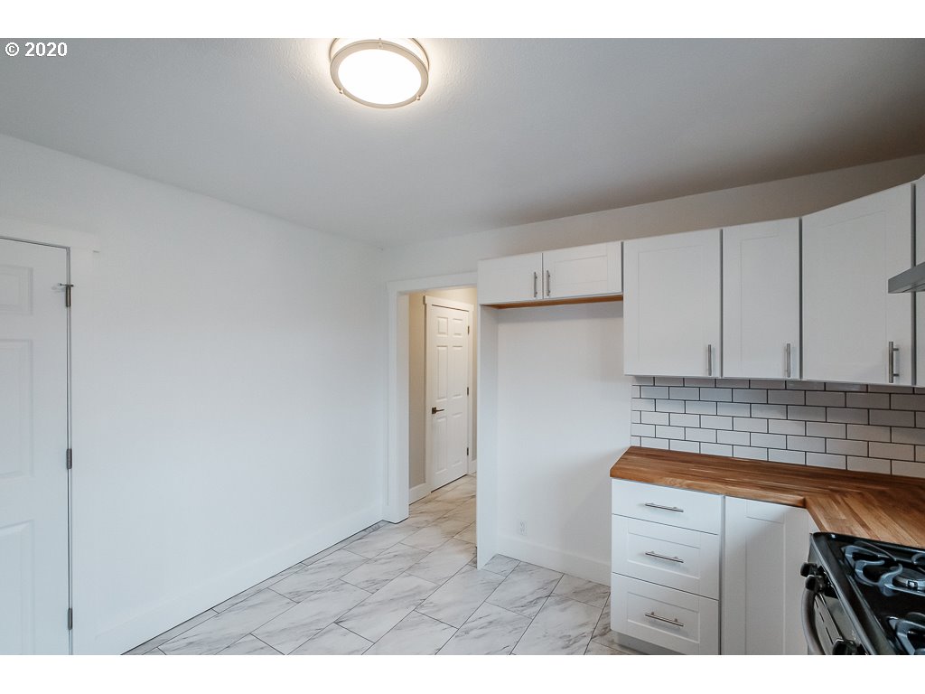 1410 5th Street Springfield, OR 97477 - Photo 18 of 32