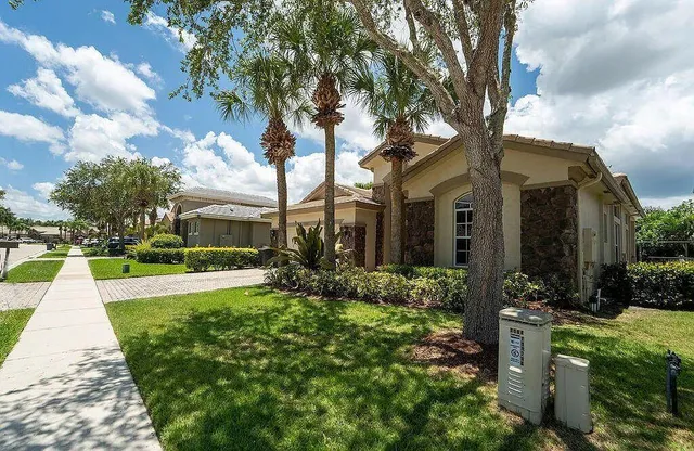 $4,300 | 11218 Osprey Lake Lane, Palm Beach Gardens, FL 33412