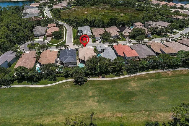 $4,300 | 11218 Osprey Lake Lane, Palm Beach Gardens, FL 33412