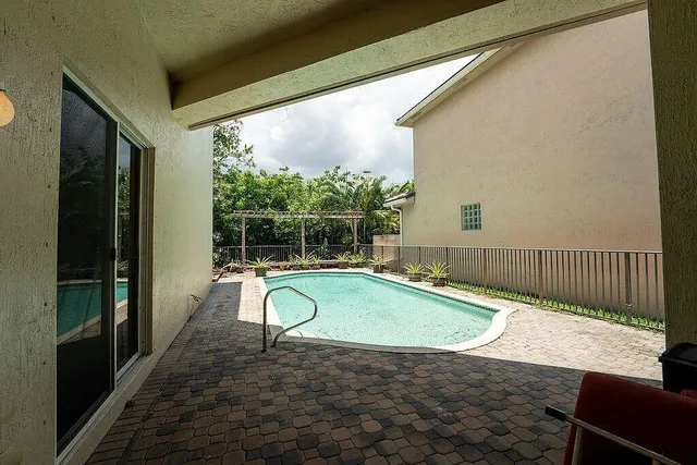 $4,300 | 11218 Osprey Lake Lane, Palm Beach Gardens, FL 33412