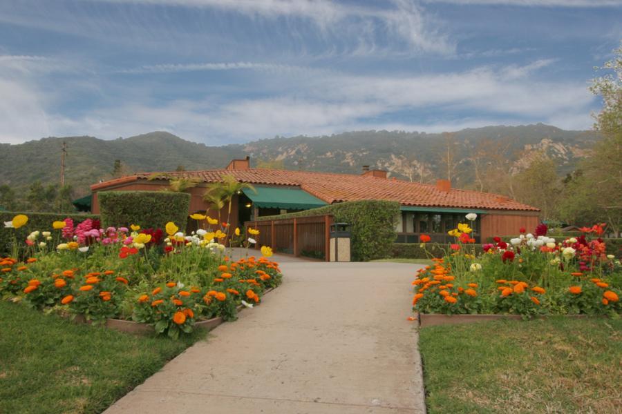 3375 Foothill Road, Unit 422 Carpinteria, CA 93013 - Photo 6 of 7 Private Tennis Club House