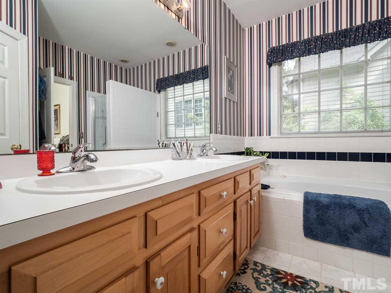 604 Hardimont Road Raleigh, NC 27609 - Photo 18 of 27