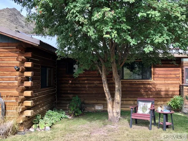 $799,000 | 1874 Highway 93, Salmon, ID 83467