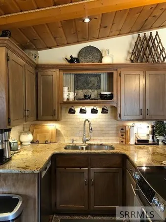 $799,000 | 1874 Highway 93, Salmon, ID 83467