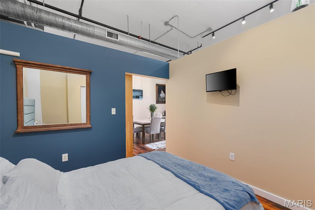 1520 Washington Avenue, Unit R411 St. Louis, MO 63103 - Photo 23 of 34