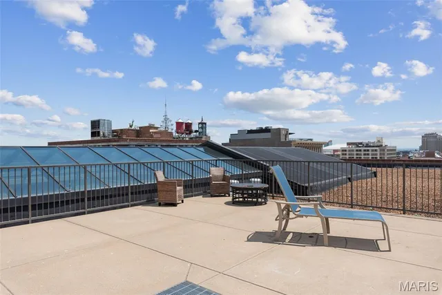 $119,000 | 1520 Washington Avenue, Unit R411, St. Louis, MO 63103