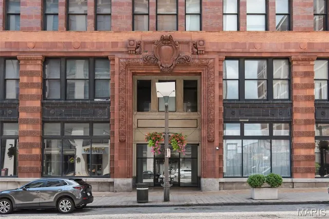 $119,000 | 1520 Washington Avenue, Unit R411, St. Louis, MO 63103