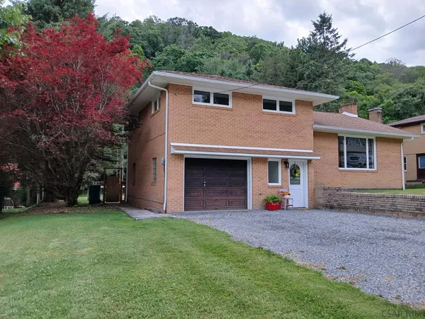 $221,222 | 117 Pulaski Lane, Johnstown, PA 15906