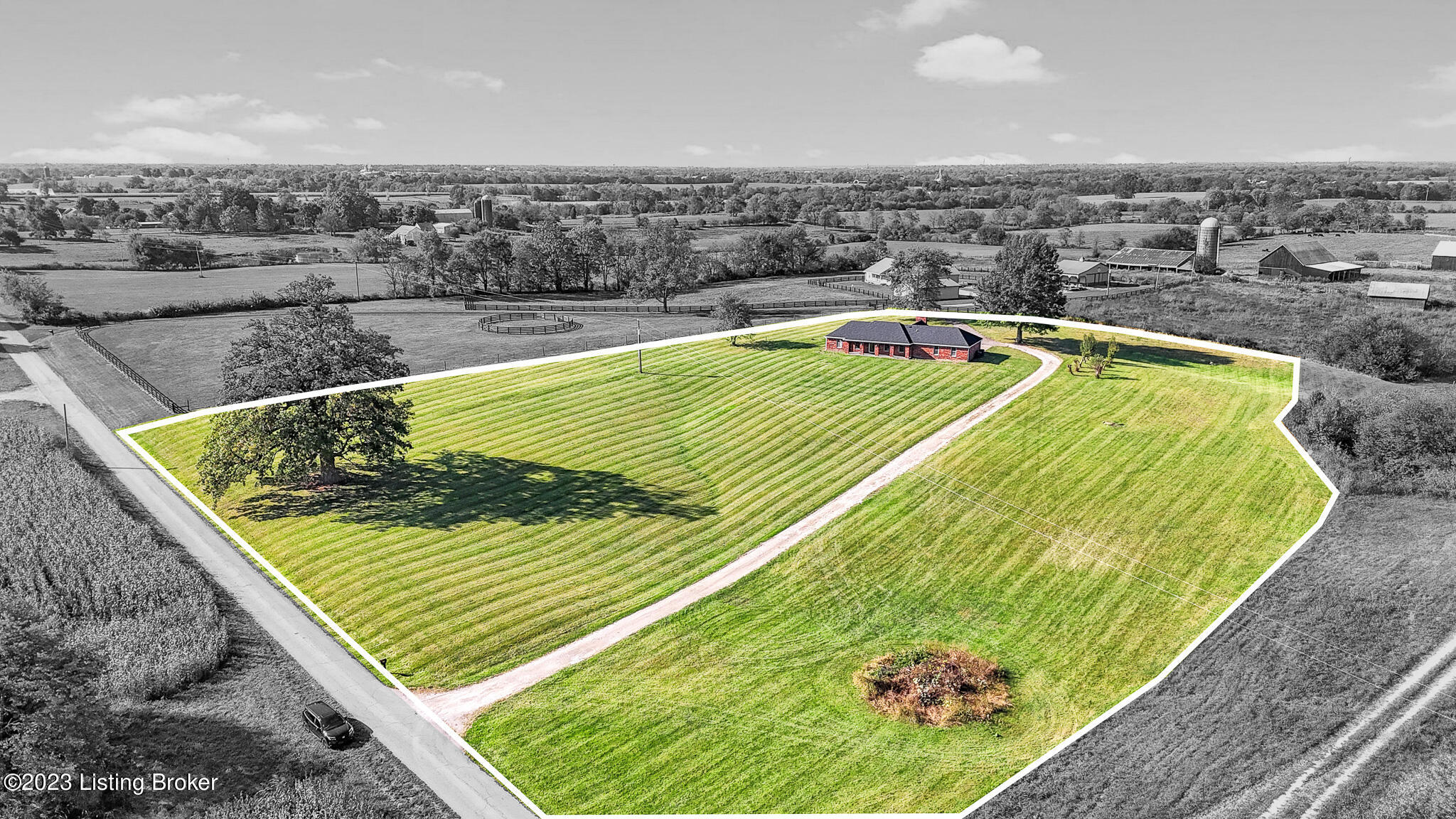 1085 Stapleton Road Shelbyville, KY 40065 - Photo 10 of 48 DJI_20231018110352_0084_D-Edit
