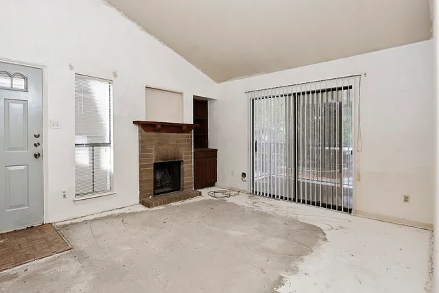 $85,000 | 3500 Tangle Brush Drive, Unit 56, The Woodlands, TX 77381