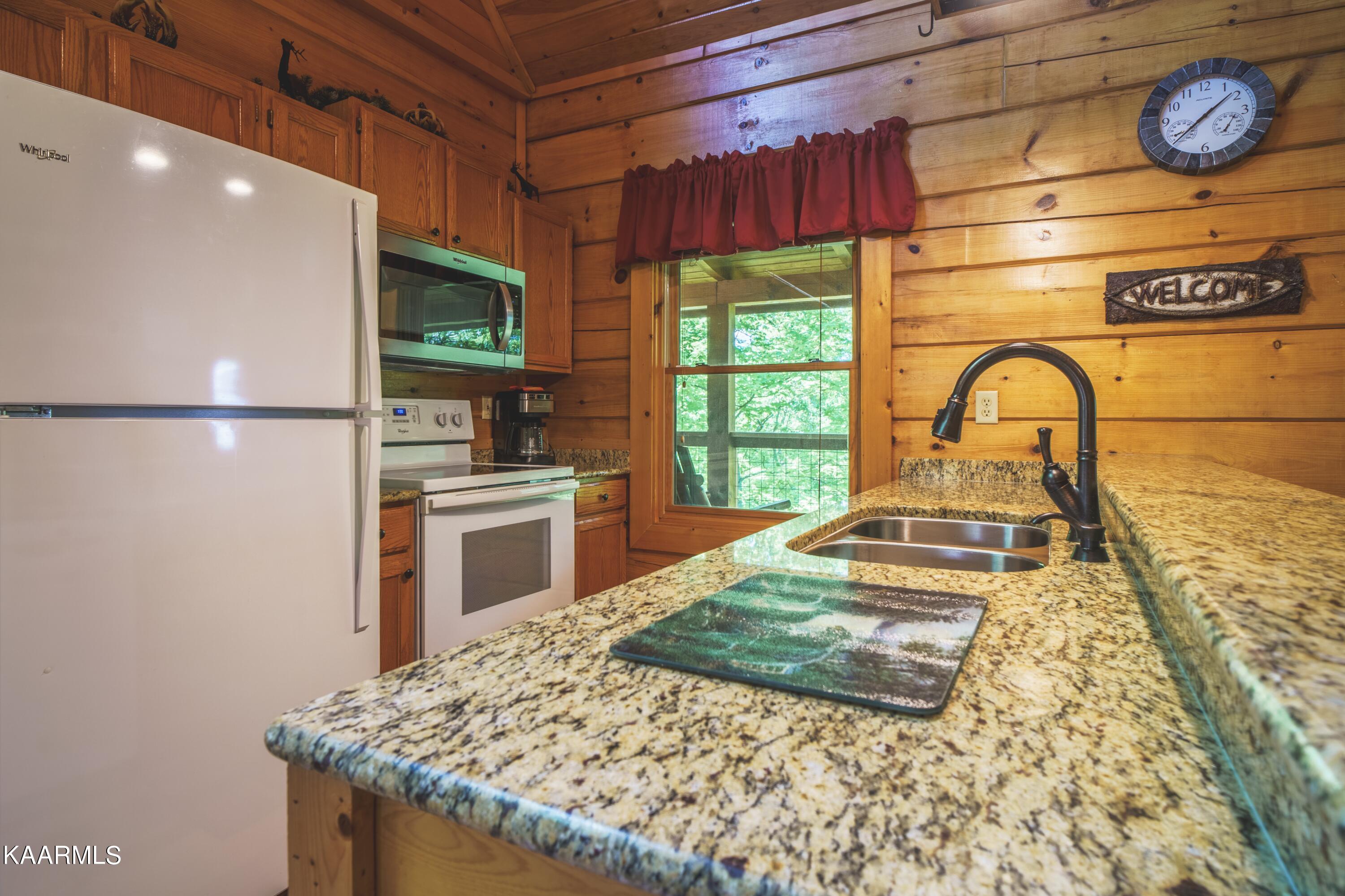 1008 Rick Way Sevierville, TN 37876 - Photo 21 of 53 A7305252-HDR