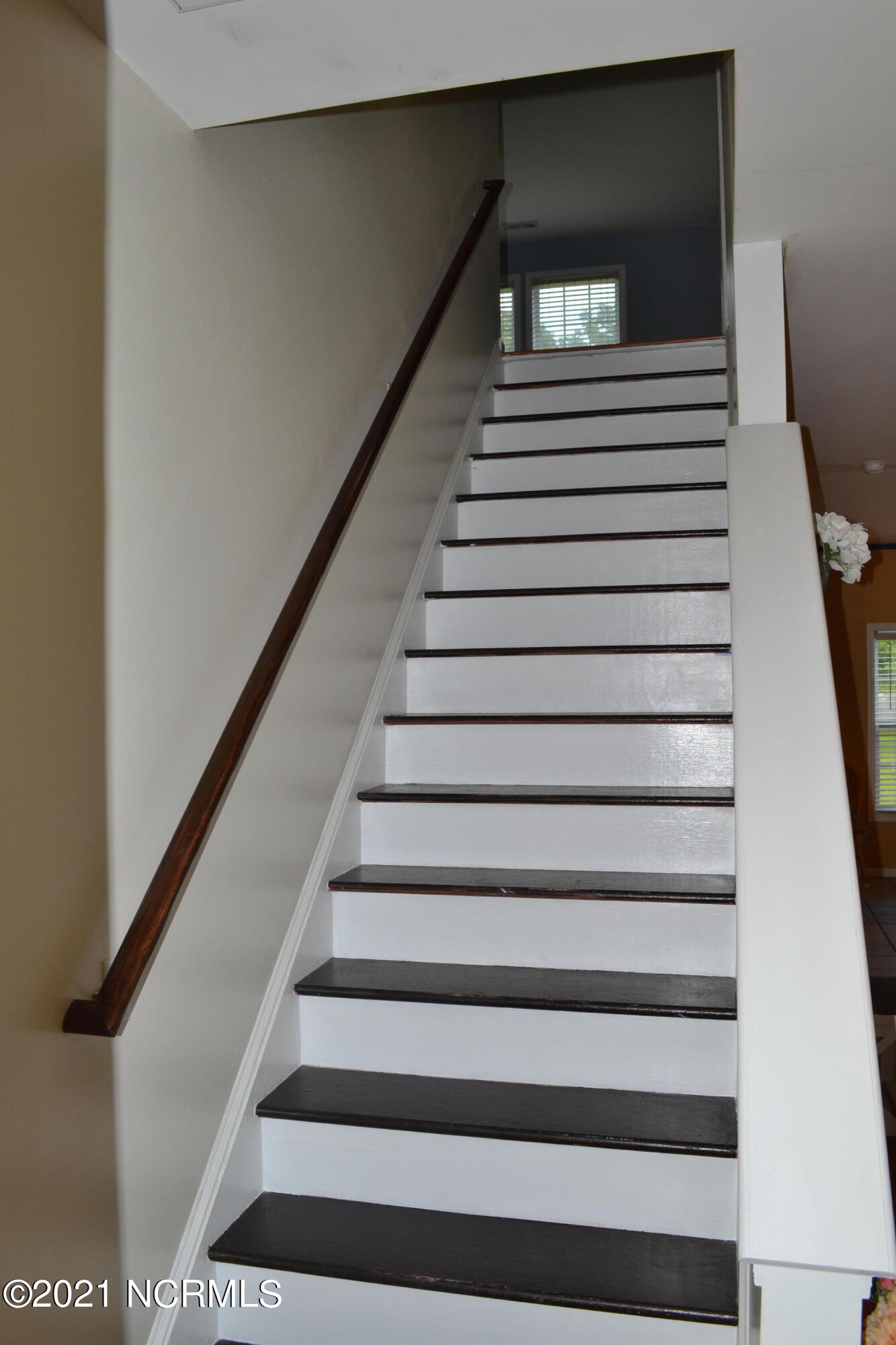 408 Rhodestown Road Jacksonville, NC 28540 - Photo 8 of 15 Stairs