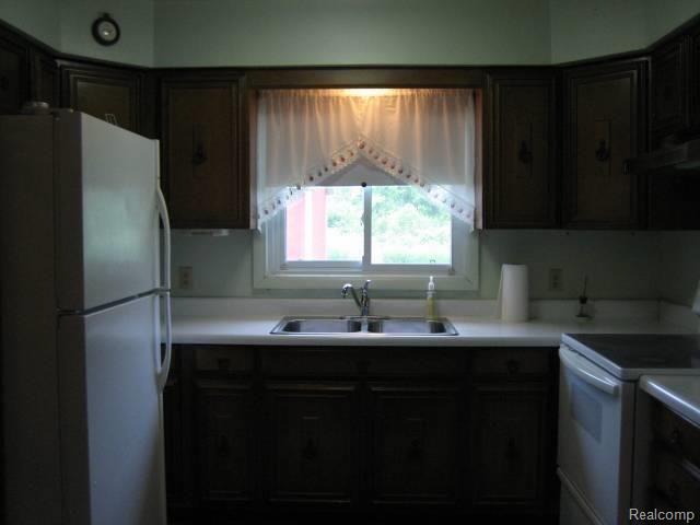 4535 Klam Road Columbiaville, MI 48421 - Photo 2 of 22 Kitchen