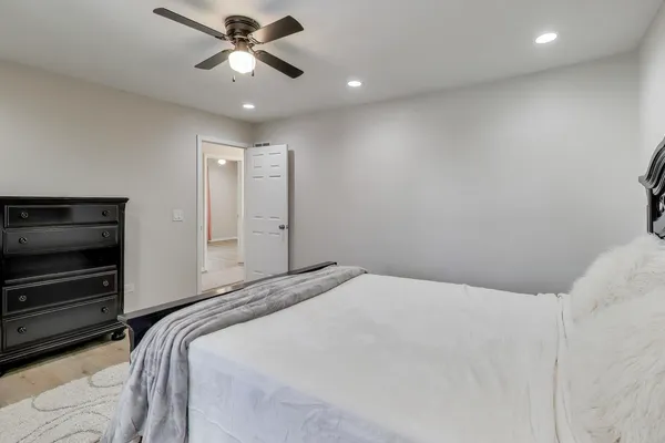 $375,000 | 508 Beechwood Drive, Round Lake, IL 60073