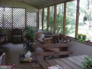 924 Lavera Road Warminster, PA 18974 - Photo 3 of 5 Gallery Image 3