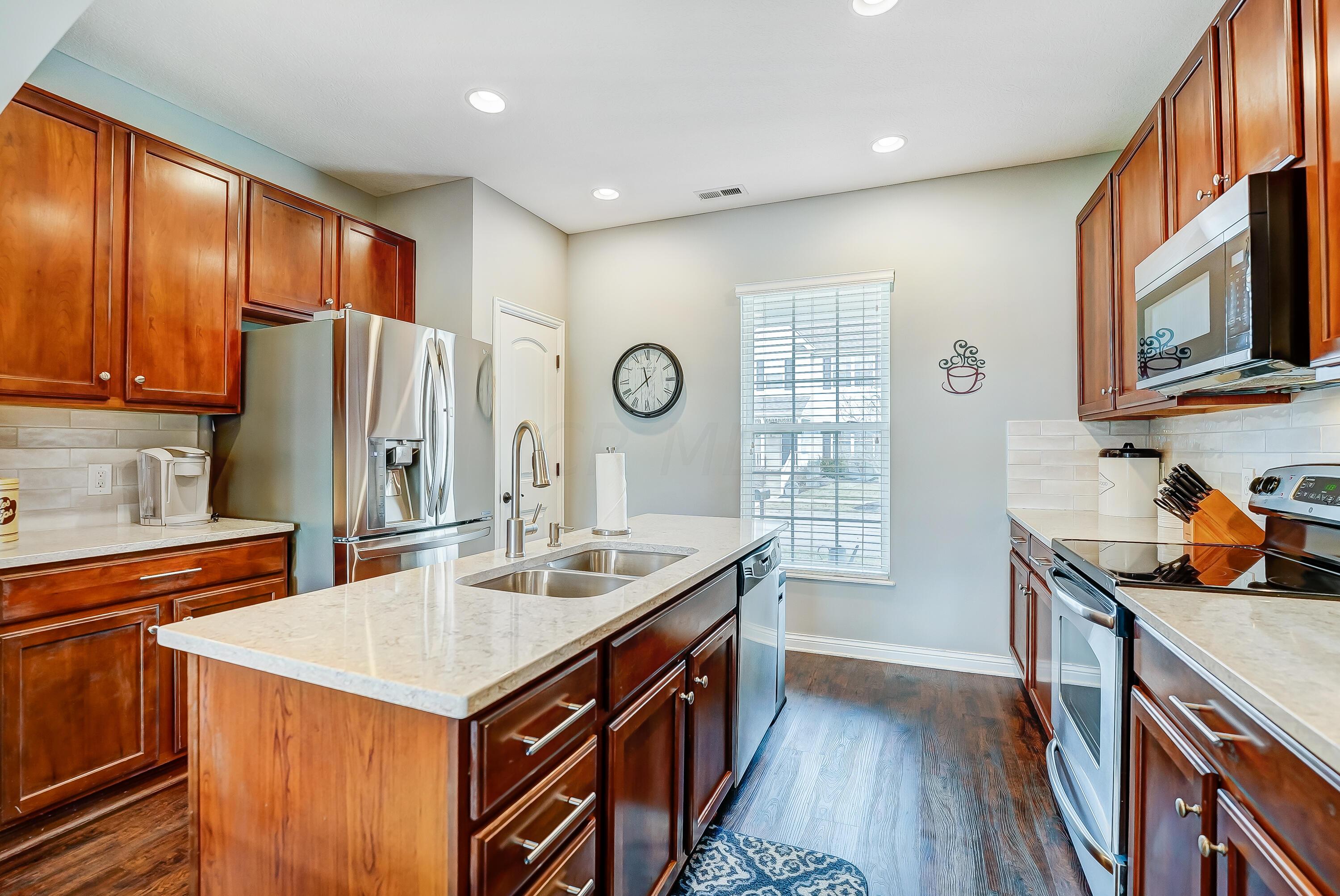 5953 Meehan Road Dublin, OH 43016 - Photo 19 of 63 Kitchen