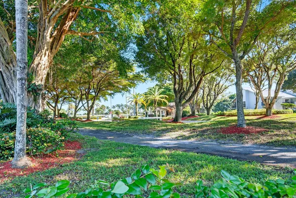 $2,750 | 5021 Oakhill Lane, Unit 115, Delray Beach, FL 33484