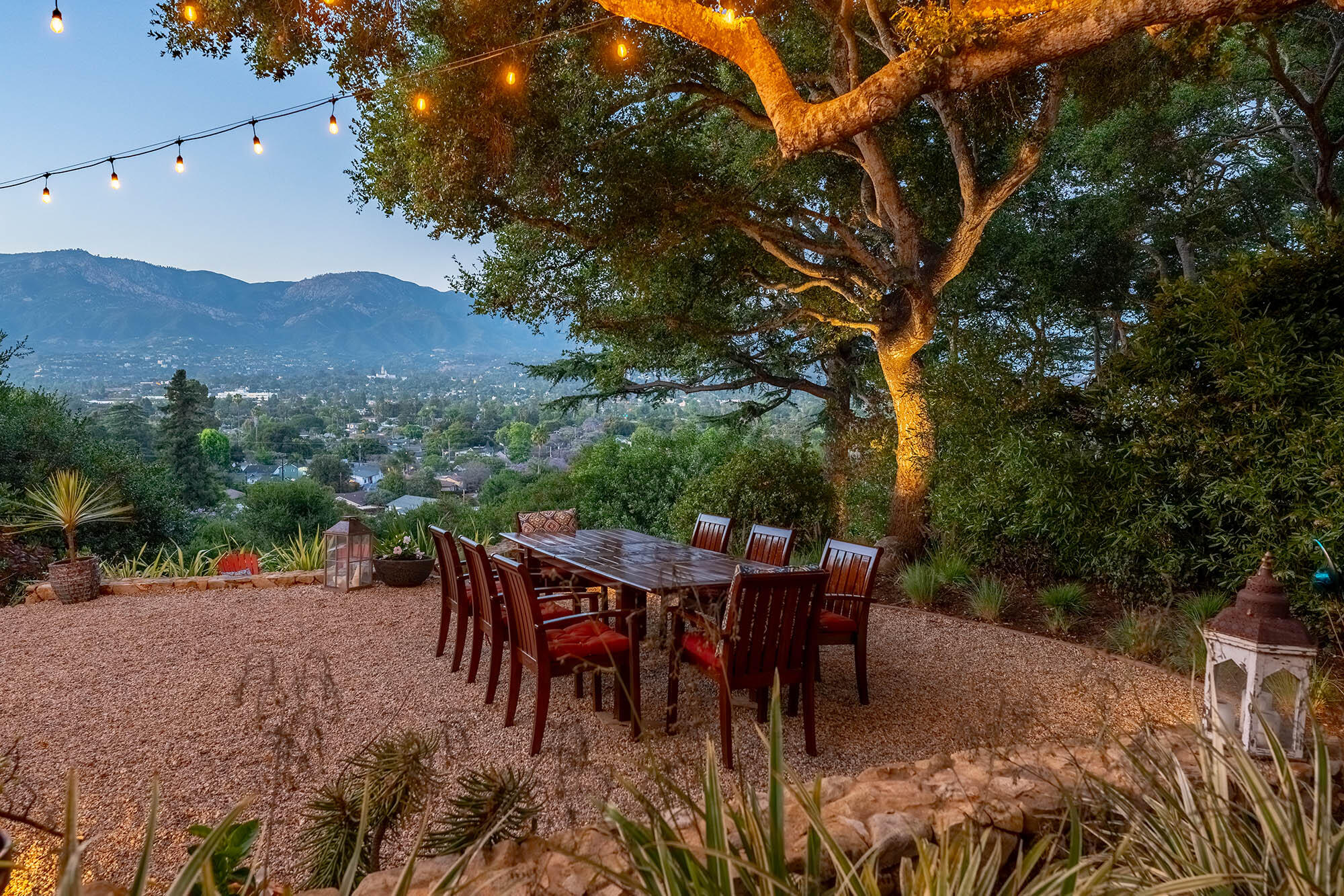 1118 Nirvana Road Santa Barbara, CA 93101 - Photo 62 of 88 62 Twilight dining _ROY7758-HDR