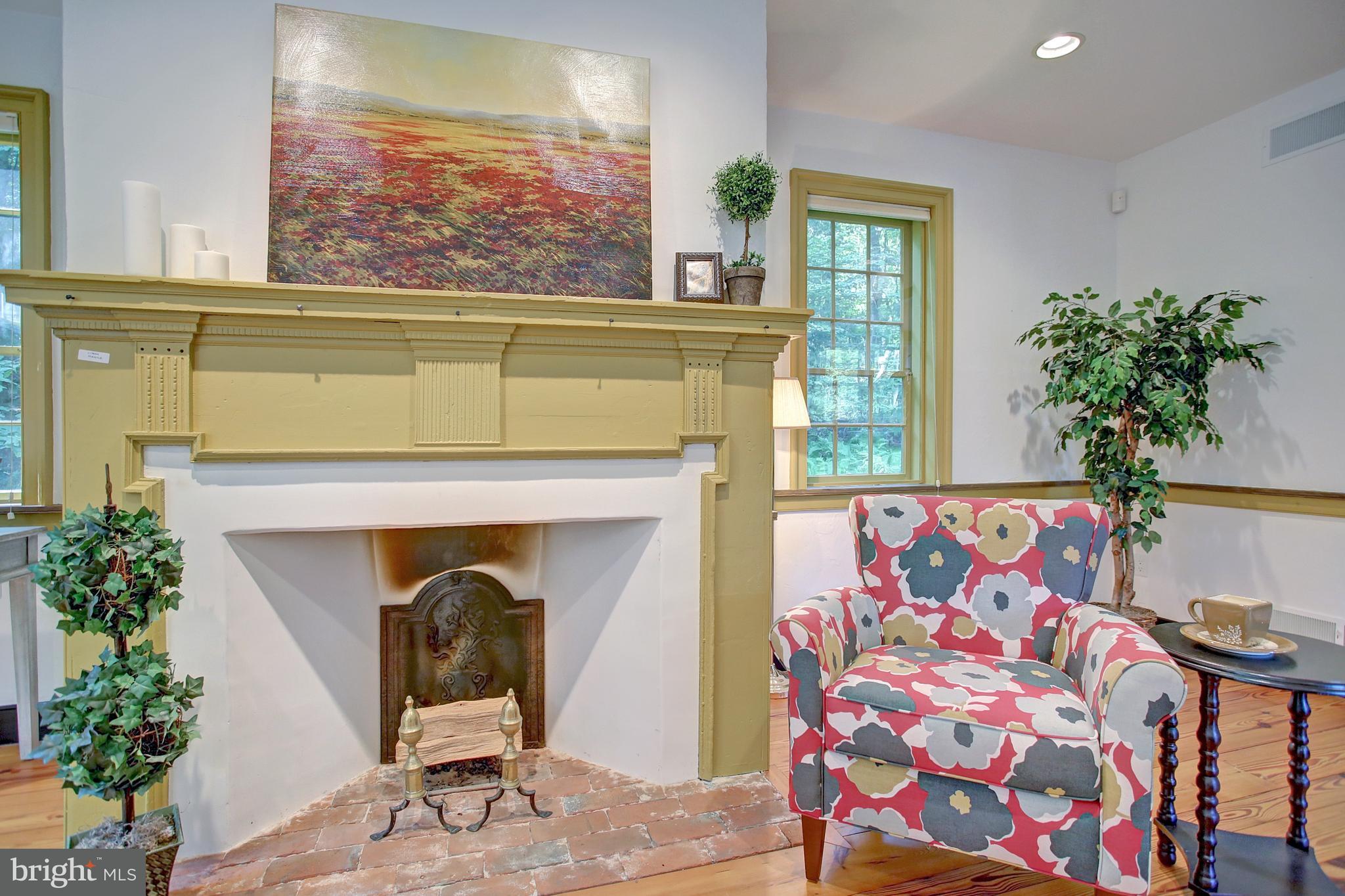 182 Chain Saw Road Dillsburg, PA 17019 - Photo 6 of 54 Gallery Image 6