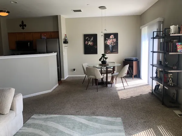 $2,600 | 1008 Berry Path Trail, Unit 1122, Matteson, IL 60443