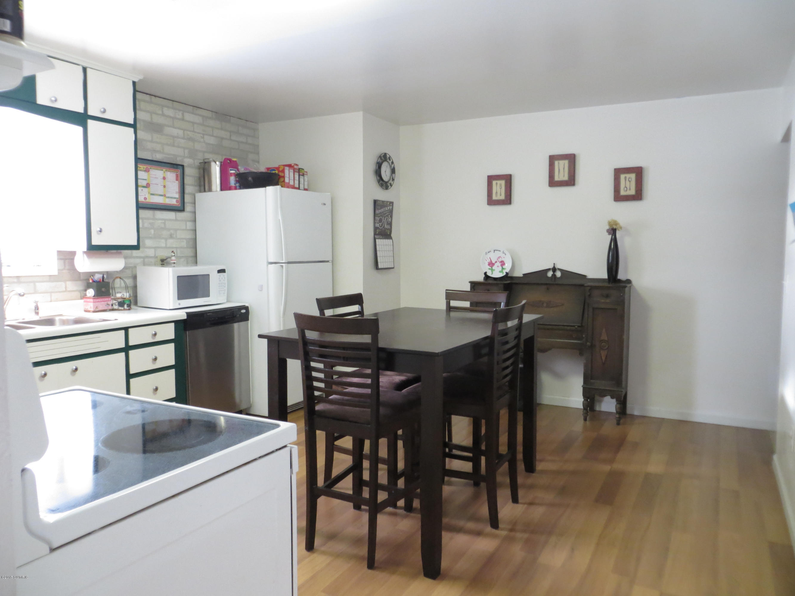 16284 South Kipker Road Three Rivers, MI 49093 - Photo 7 of 13 Kitchen 1