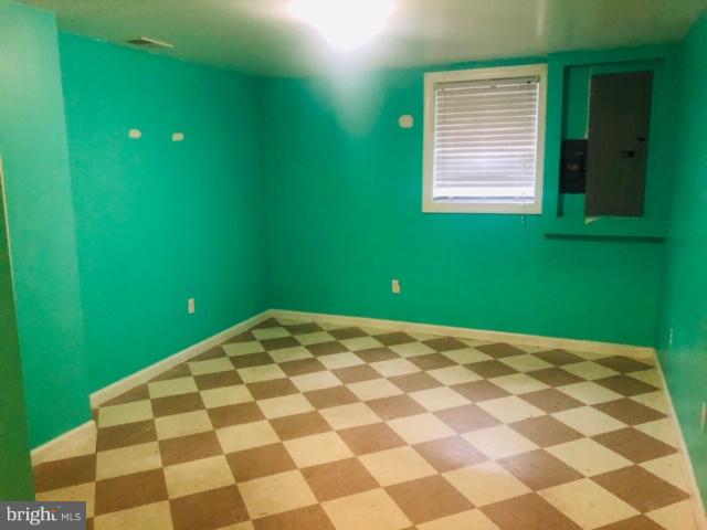6717 Stanton Road Hyattsville, MD 20784 - Photo 3 of 17 Basement area